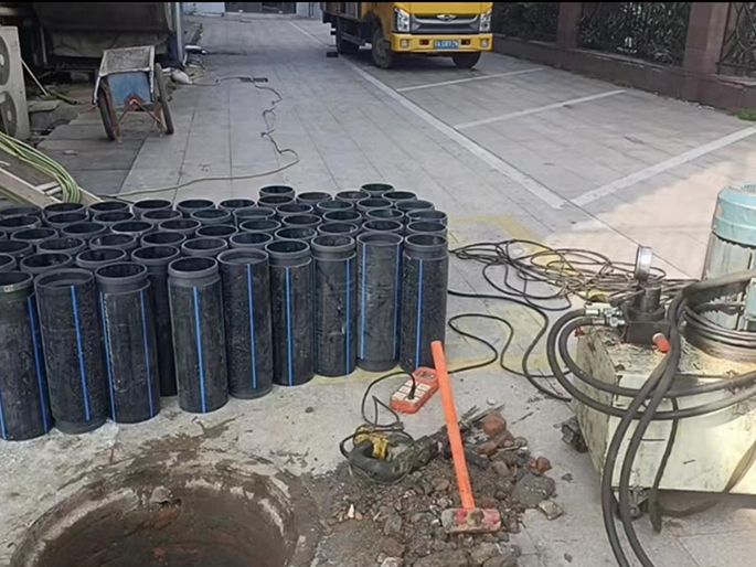 常宁PE置换管厂家 DN315置换管 非开挖管短管置换